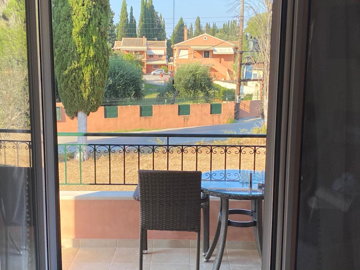 コントカリIvy House Modern Life Near Corfu Townアパートメント エクステリア 写真